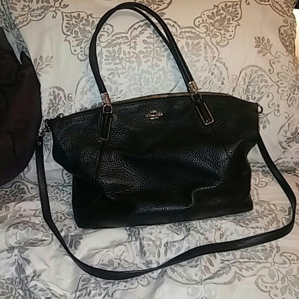 SOLD!!! Coach Purse👛